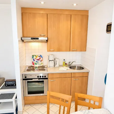 Apartment App 3-a5
